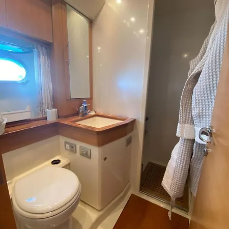 Botel Yacht Cantieri Sarnico 60 Feet Cannigione