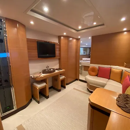 Yacht Cantieri Sarnico 60 Feet Cannigione